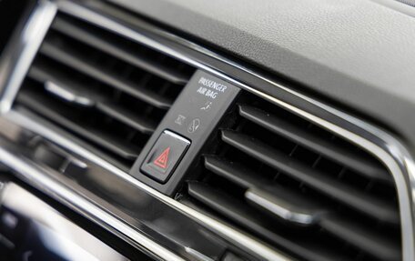 Volkswagen Tiguan II, 2018 год, 2 470 000 рублей, 30 фотография