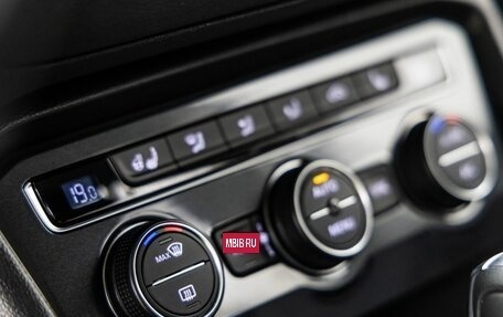 Volkswagen Tiguan II, 2018 год, 2 470 000 рублей, 32 фотография