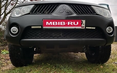 Mitsubishi L200 IV рестайлинг, 2008 год, 1 080 000 рублей, 4 фотография