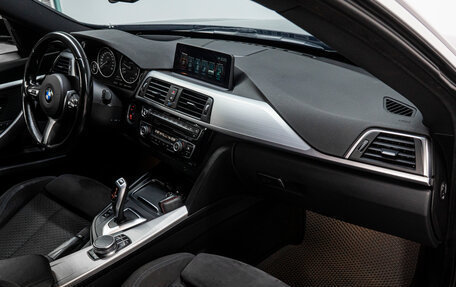 BMW 3 серия, 2017 год, 2 199 000 рублей, 15 фотография