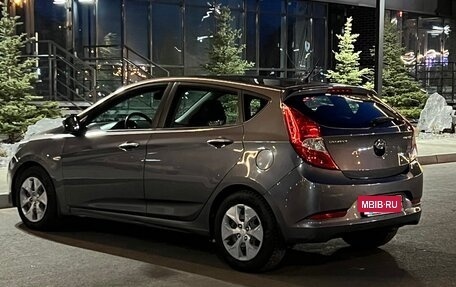 Hyundai Solaris II рестайлинг, 2015 год, 840 000 рублей, 3 фотография