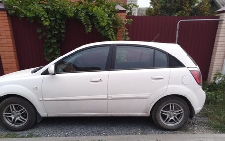 KIA Rio II, 2010 год, 850 000 рублей, 4 фотография
