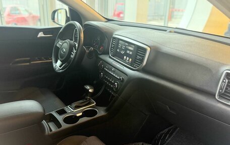 KIA Sportage IV рестайлинг, 2020 год, 2 399 900 рублей, 4 фотография