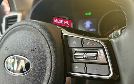 KIA Sportage IV рестайлинг, 2020 год, 2 399 900 рублей, 6 фотография