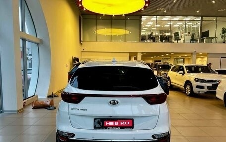 KIA Sportage IV рестайлинг, 2020 год, 2 399 900 рублей, 2 фотография