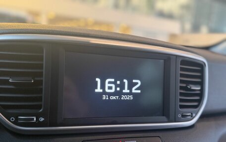 KIA Sportage IV рестайлинг, 2020 год, 2 399 900 рублей, 11 фотография