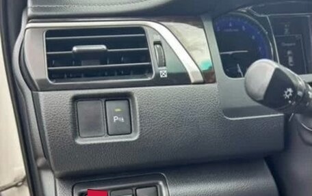 Toyota Camry, 2015 год, 1 750 000 рублей, 4 фотография