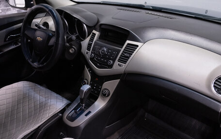 Chevrolet Cruze II, 2012 год, 819 000 рублей, 17 фотография