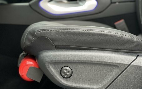 Mercedes-Benz GLE, 2025 год, 12 990 000 рублей, 34 фотография