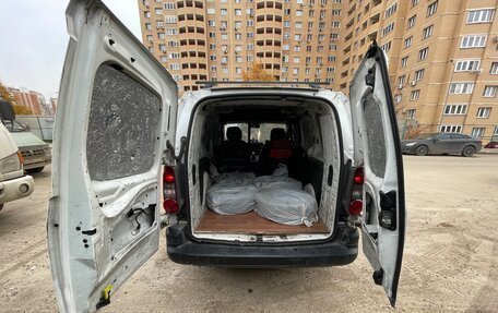 Peugeot Partner II рестайлинг 2, 2014 год, 750 000 рублей, 3 фотография