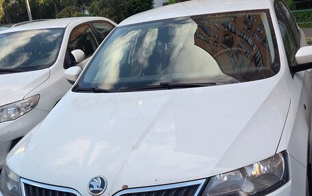 Skoda Rapid I, 2014 год, 1 050 000 рублей, 2 фотография