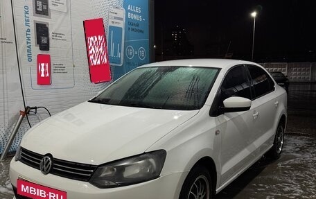 Volkswagen Polo VI (EU Market), 2012 год, 700 000 рублей, 1 фотография