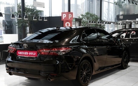 Toyota Camry, 2023 год, 3 940 000 рублей, 4 фотография