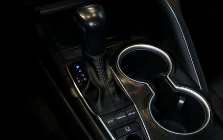 Toyota Camry, 2023 год, 3 940 000 рублей, 21 фотография