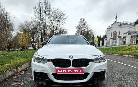 BMW 3 серия, 2017 год, 1 700 000 рублей, 3 фотография