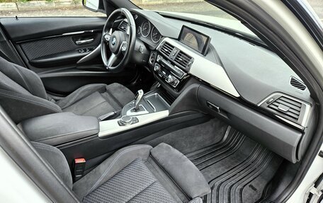 BMW 3 серия, 2017 год, 1 700 000 рублей, 18 фотография