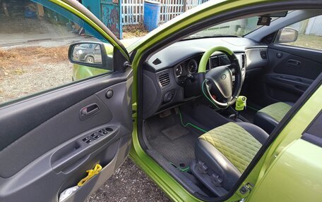 KIA Rio II, 2005 год, 600 000 рублей, 12 фотография