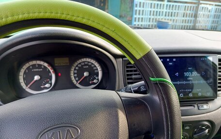 KIA Rio II, 2005 год, 600 000 рублей, 16 фотография