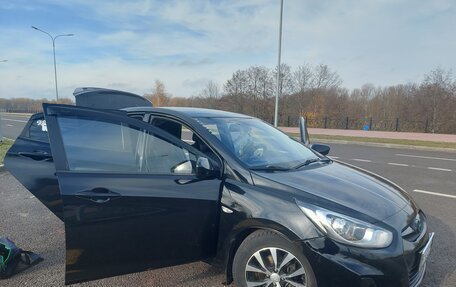 Hyundai Solaris II рестайлинг, 2011 год, 680 000 рублей, 16 фотография