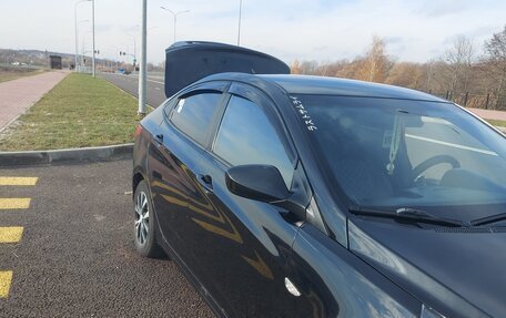 Hyundai Solaris II рестайлинг, 2011 год, 680 000 рублей, 27 фотография