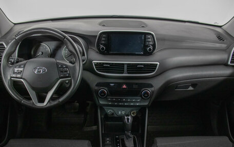 Hyundai Tucson III, 2018 год, 1 880 000 рублей, 13 фотография