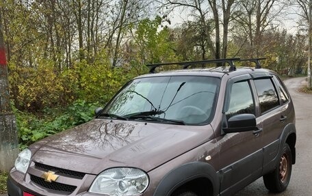 Chevrolet Niva I рестайлинг, 2019 год, 870 000 рублей, 1 фотография