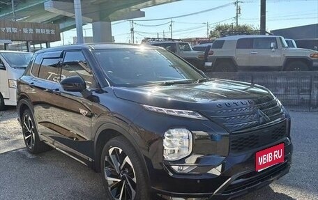 Mitsubishi Outlander, 2022 год, 3 150 000 рублей, 1 фотография