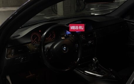 BMW 3 серия, 2010 год, 1 950 000 рублей, 6 фотография