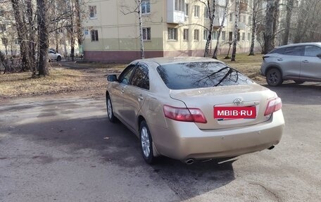 Toyota Camry, 2007 год, 999 999 рублей, 4 фотография