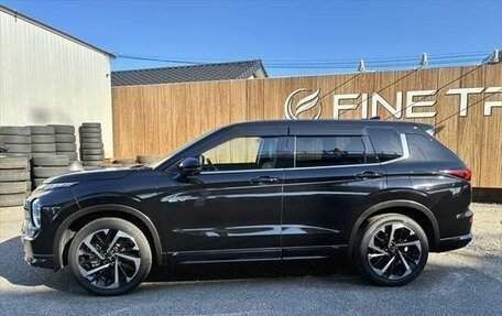 Mitsubishi Outlander, 2022 год, 3 150 000 рублей, 6 фотография