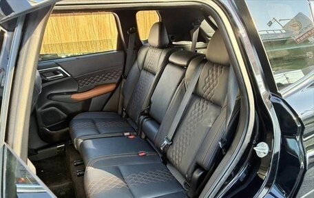 Mitsubishi Outlander, 2022 год, 3 150 000 рублей, 21 фотография