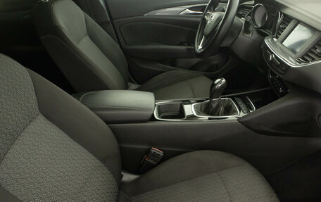 Opel Insignia II рестайлинг, 2018 год, 1 619 000 рублей, 12 фотография