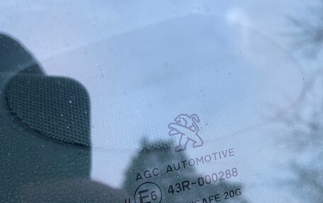 Peugeot 408 I рестайлинг, 2015 год, 599 000 рублей, 25 фотография