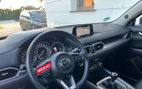 Mazda CX-5 II, 2017 год, 1 850 000 рублей, 24 фотография