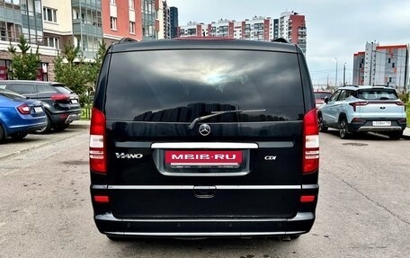 Mercedes-Benz Viano, 2012 год, 2 300 000 рублей, 5 фотография