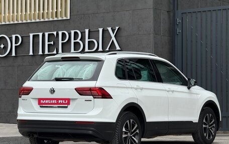Volkswagen Tiguan II, 2020 год, 2 700 000 рублей, 11 фотография