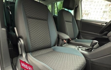 Volkswagen Tiguan II, 2020 год, 2 700 000 рублей, 29 фотография