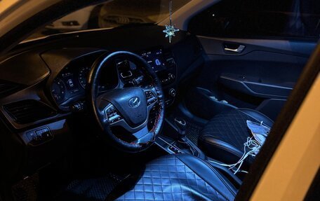 Hyundai Solaris II рестайлинг, 2021 год, 1 320 000 рублей, 6 фотография