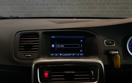 Volvo V60 I, 2012 год, 1 295 000 рублей, 12 фотография