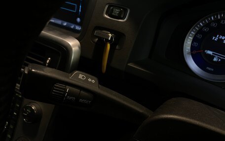 Volvo V60 I, 2012 год, 1 295 000 рублей, 21 фотография