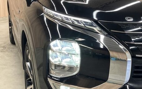 Mitsubishi Outlander, 2022 год, 3 100 000 рублей, 17 фотография