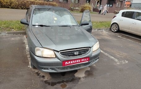 Hyundai Accent II, 2004 год, 165 000 рублей, 2 фотография
