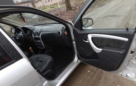 Renault Logan I, 2014 год, 390 000 рублей, 17 фотография