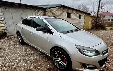 Opel Astra J, 2013 год, 1 000 000 рублей, 12 фотография