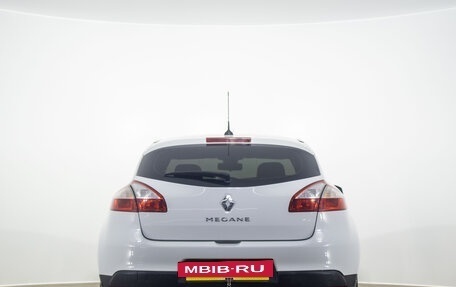 Renault Megane III, 2014 год, 799 000 рублей, 6 фотография