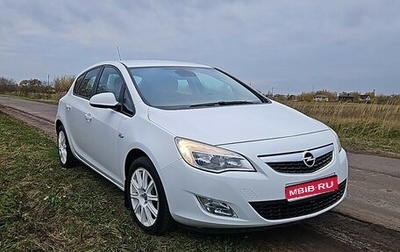 Opel Astra J, 2011 год, 690 000 рублей, 1 фотография