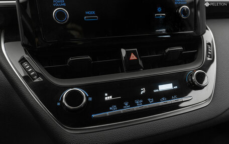 Toyota Corolla, 2019 год, 2 140 000 рублей, 18 фотография