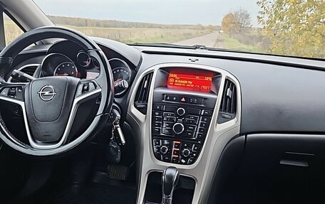 Opel Astra J, 2011 год, 690 000 рублей, 8 фотография