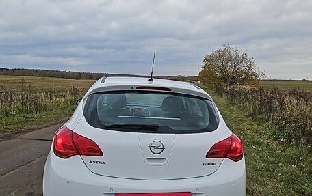 Opel Astra J, 2011 год, 690 000 рублей, 5 фотография