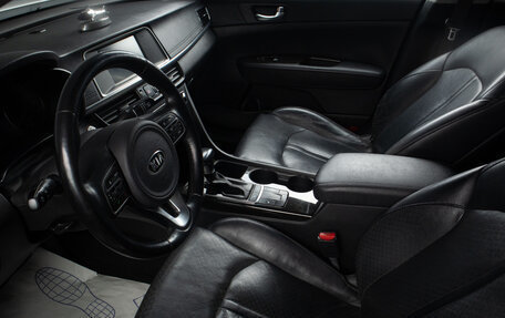 KIA Optima IV, 2017 год, 2 199 000 рублей, 16 фотография